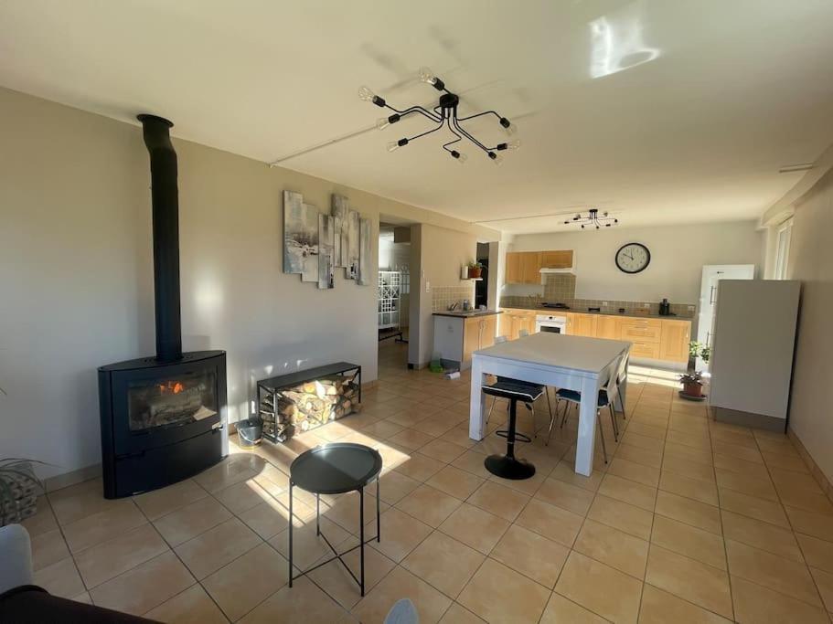 Appartement Independant En Rdc Chez Habitant Lannemezan Eksteriør billede